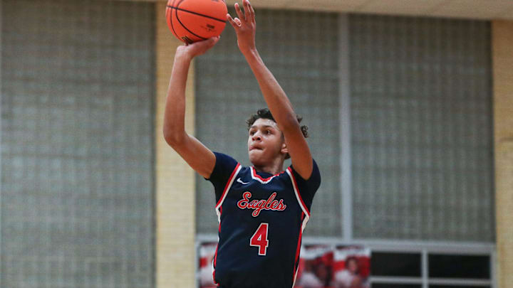 Veterans Memorial's Billy White III shoots a basket during the game at Ray High School on Tuesday, Dec. 5, 2023, in Corpus Christi, Texas. Veterans Memorial's Billy White III shoots a basket during the game at Ray High School on Tuesday, Dec. 5, 2023, in Corpus Christi, Texas.
