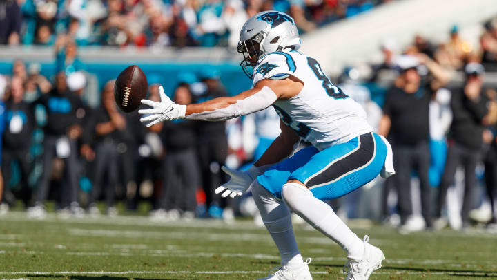 Dec 31, 2023; Jacksonville, Florida, USA; Carolina Panthers tight end Tommy Tremble (82) against the Jacksonville Jaguars during the first quarter at EverBank Stadium. Mandatory Credit: Morgan Tencza-USA TODAY Sports Dec 31, 2023; Jacksonville, Florida, USA; Carolina Panthers tight end Tommy Tremble (82) against the Jacksonville Jaguars during the first quarter at EverBank Stadium. Mandatory Credit: Morgan Tencza-USA TODAY Sports