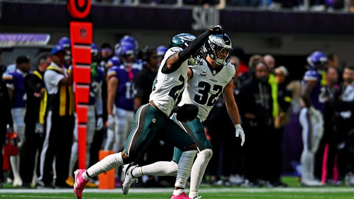 Oct 19, 2025; Minneapolis, Minnesota, USA; Philadelphia Eagles safety Andrew Mukuba (24) runs the ball during the second half against the Minnesota Vikings at U.S. Bank Stadium. Mandatory Credit: Jeffrey Becker-Imagn Images Oct 19, 2025; Minneapolis, Minnesota, USA; Philadelphia Eagles safety Andrew Mukuba (24) runs the ball during the second half against the Minnesota Vikings at U.S. Bank Stadium. Mandatory Credit: Jeffrey Becker-Imagn Images