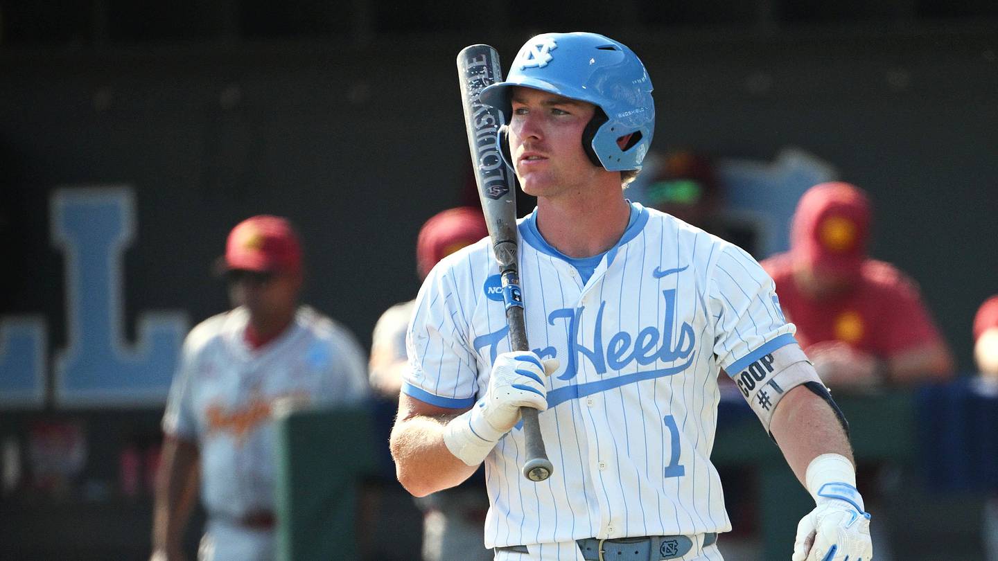 Ole Miss vs. North Carolina Prediction, Odds for Men's College World Series Double Elimination Round