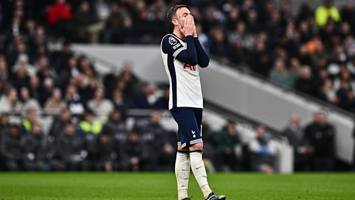 Tottenham Hotspur FC v Fulham FC - Premier League