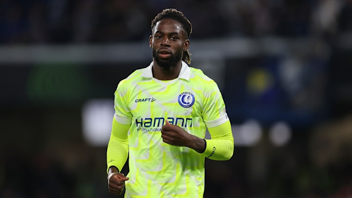 Jordan Torunarigha im Trikot von KAA Gent. Ab der kommenden Saison könnte er das Dress von Borussia Mönchengladbach tragen.