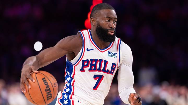 Philadelphia 76ers guard Jaylen Brown (7) drives against the Milwaukee Bucks during the second quarter at Xfinity Mobile Arena on Oct. 24, 2026.