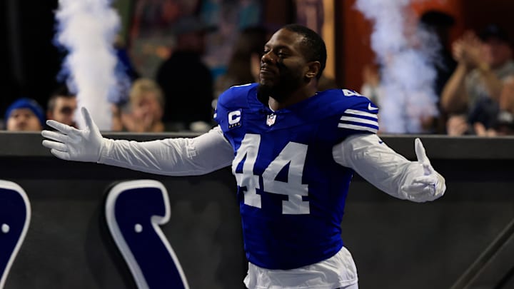 Pittsburgh Steelers v Indianapolis Colts