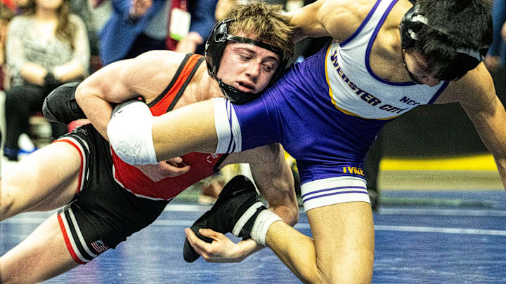 Union's Brayden Bohnsack won a state wrestling championship last year and is one of the top Class 2A wrestlers this year.