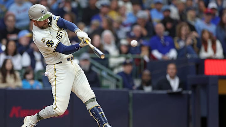 Minnesota Twins v Milwaukee Brewers