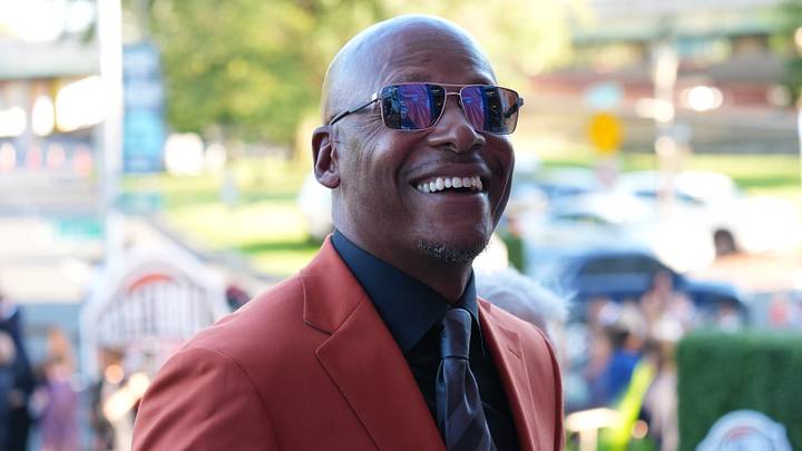 Aug 15, 2026; Springfield, Mass, USA; Ray Allen arrives for the Naismith Memorial Basketball Hall of Fame Enshrinement at Symphony Hall Springfield. Mandatory Credit: David Butler II-Imagn Images Aug 15, 2026; Springfield, Mass, USA; Ray Allen arrives for the Naismith Memorial Basketball Hall of Fame Enshrinement at Symphony Hall Springfield. Mandatory Credit: David Butler II-Imagn Images