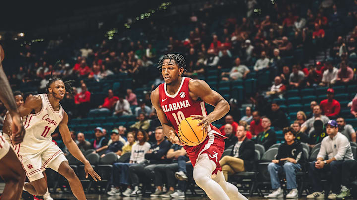 Alabama Basketball Forward Mouhamed Dioubate vs. Houston Alabama Basketball Forward Mouhamed Dioubate vs. Houston