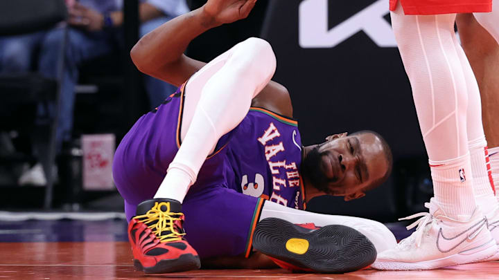 Houston Rockets v Phoenix Suns