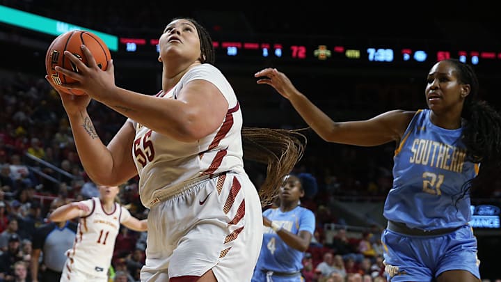 Audi Crooks helped the Iowa State women remain unbeaten with a win over Southern in Ames Sunday.