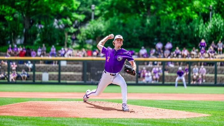 April 26, 2025: TCU's Caedmon Parker pitching against the Baylor Bears in their "Ranas Cornudas" uniforms. April 26, 2025: TCU's Caedmon Parker pitching against the Baylor Bears in their "Ranas Cornudas" uniforms.