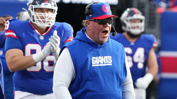 East Rutherford, NJ     October 22, 2023 -- Giants defensive coordinator Wink Martindale after a stop on a fourth down play that sealed the game for the Giants. The NY Giants host the Washington Commanders at MetLife Stadium in East Rutherford, NJ on October 22, 2023.
