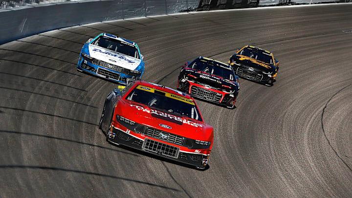 Kansas Speedway, NASCAR