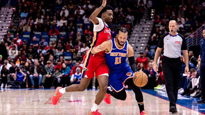 New York Knicks guard Jalen Brunson (11) dribbles the ball against New Orleans Pelicans forward Herbert Jones (2) during the first half at Smoothie King Center. Mandatory Credit: Stephen Lew-Imagn Images New York Knicks guard Jalen Brunson (11) dribbles the ball against New Orleans Pelicans forward Herbert Jones (2) during the first half at Smoothie King Center. Mandatory Credit: Stephen Lew-Imagn Images