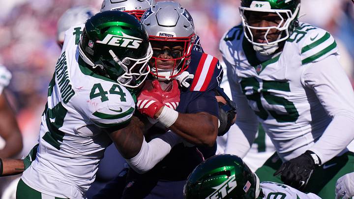 It's time to grade the Jets' performance on both sides of the ball after a disappointing loss to the rival Patriots on Sunday It's time to grade the Jets' performance on both sides of the ball after a disappointing loss to the rival Patriots on Sunday