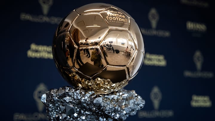 Le Ballon d'Or sera remis en jeu en octobre 2024.
