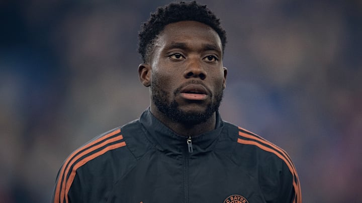 L'agent d'Alphonso Davies sort du silence.
