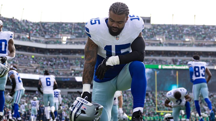 Dec 29, 2024; Philadelphia, Pennsylvania, USA; Dallas Cowboys running back Ezekiel Elliott (15) before action against the Philadelphia Eagles at Lincoln Financial Field. Mandatory Credit: Bill Streicher-Imagn Images