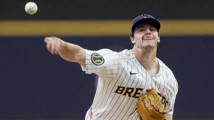 May 10, 2026; Milwaukee, Wisconsin, USA; Milwaukee Brewers pitcher Logan Henderson throws during the first inning of their game against the New York Yankees at American Family Field. Mandatory Credit: Mark Hoffman/USA TODAY Network via Imagn Images May 10, 2026; Milwaukee, Wisconsin, USA; Milwaukee Brewers pitcher Logan Henderson throws during the first inning of their game against the New York Yankees at American Family Field. Mandatory Credit: Mark Hoffman/USA TODAY Network via Imagn Images