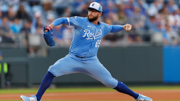 Sep 20, 2025; Kansas City, Missouri, USA; Kansas City Royals pitcher Noah Cameron (65) pitches during the first inning against the Toronto Blue Jays at Kauffman Stadium. Mandatory Credit: William Purnell-Imagn Images Sep 20, 2025; Kansas City, Missouri, USA; Kansas City Royals pitcher Noah Cameron (65) pitches during the first inning against the Toronto Blue Jays at Kauffman Stadium. Mandatory Credit: William Purnell-Imagn Images