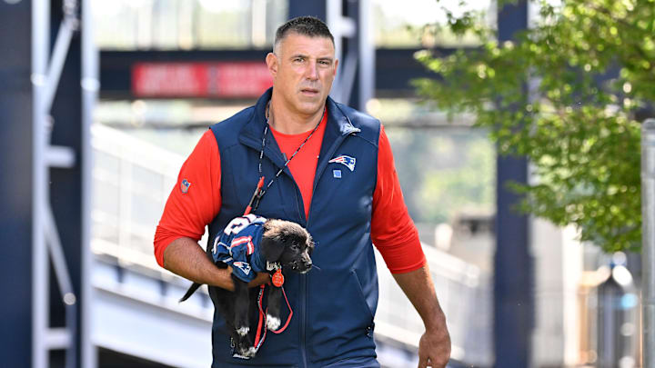 New England Patriots head coach Mike Vrabel is 7-7 in the preseason in his coaching career.