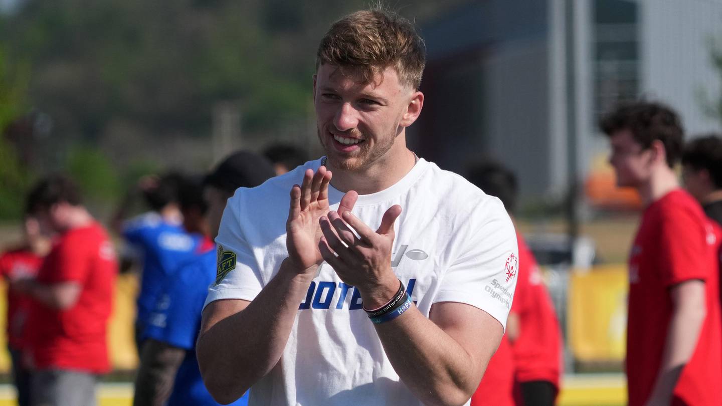 Bears Set to Move on From 2-Year Starter With Dillon Thieneman's Jersey Number