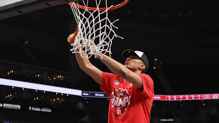 Houston point guard Milos Uzan