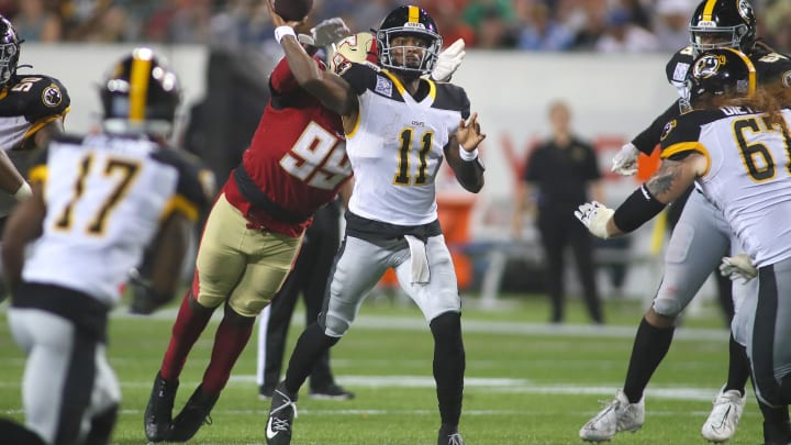 Dondrea Tillman with the Birmingham Stallions Dondrea Tillman with the Birmingham Stallions