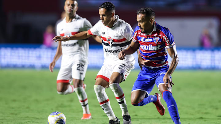 Pablo Maia e Brítez estão fora do jogo