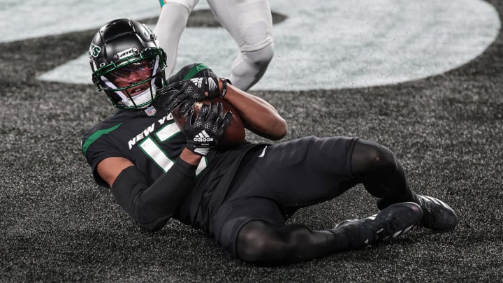 Nov 24, 2023; East Rutherford, New Jersey, USA; New York Jets wide receiver Garrett Wilson (17)