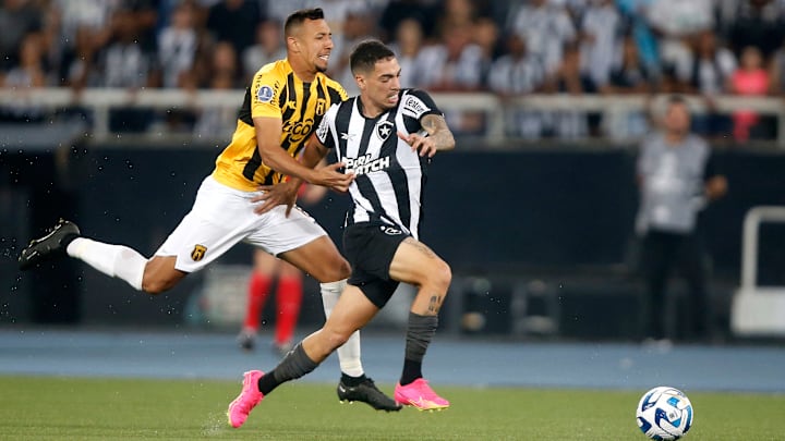 Botafogo tem decisão no Defensores del Chaco neste meio de semana.