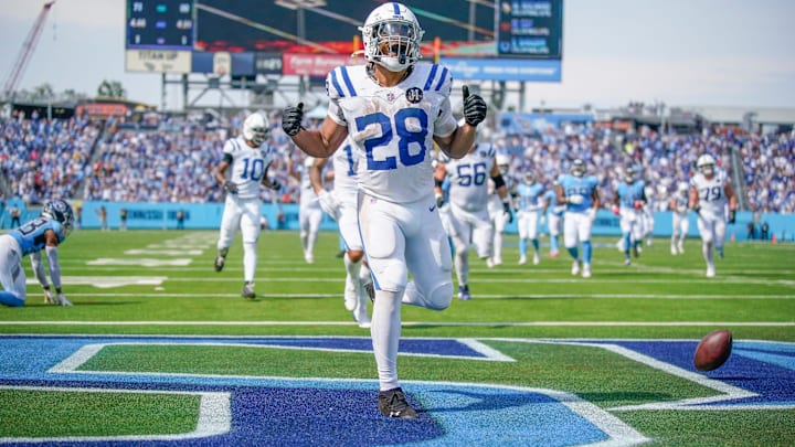 Indianapolis Colts running back Jonathan Taylor (28) celebrates a touchdown during the third quarter against the Tennessee Titans at Nissan Stadium in Nashville, Tenn., Sunday, Sept. 14, 2025.