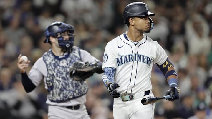 Seattle Mariners center fielder Julio Rodríguez strikes out during a game against the New York Yankees on Wednesday at T-Mobile Park. Seattle Mariners center fielder Julio Rodríguez strikes out during a game against the New York Yankees on Wednesday at T-Mobile Park.