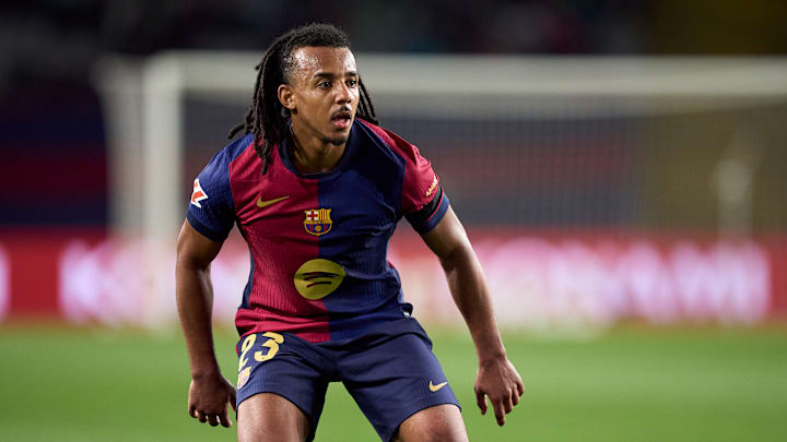 Jules Koundé a la cote en Premier League.