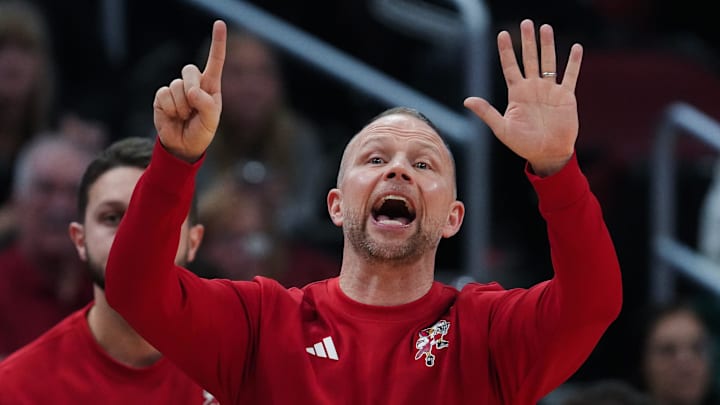 Louisville head coach Pat Kelsey instructed his team against Duke during their game at the KFC Yum! Center in Louisville, Ky. on Dec. 8, 2024. Louisville head coach Pat Kelsey instructed his team against Duke during their game at the KFC Yum! Center in Louisville, Ky. on Dec. 8, 2024.