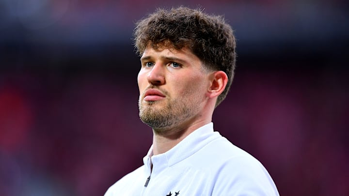 Gregor Kobel ist derzeit nicht ganz sattelfest.