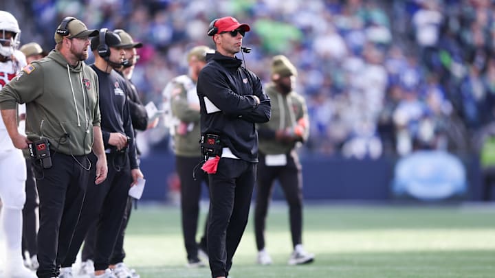 Nov 9, 2025; Seattle, Washington, USA; Arizona Cardinals head coach Jonathan Gannon looks on during the second quarter against the Seattle Seahawks at Lumen Field. Mandatory Credit: Kevin Ng-Imagn Images Nov 9, 2025; Seattle, Washington, USA; Arizona Cardinals head coach Jonathan Gannon looks on during the second quarter against the Seattle Seahawks at Lumen Field. Mandatory Credit: Kevin Ng-Imagn Images