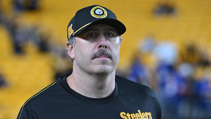 Oct 28, 2024; Pittsburgh, Pennsylvania, USA; Pittsburgh Steelers offensive coordinator Arthur Smith walks the sidelines during warmup for a game against the New York Giants at Acrisure Stadium. Mandatory Credit: Barry Reeger-Imagn Images