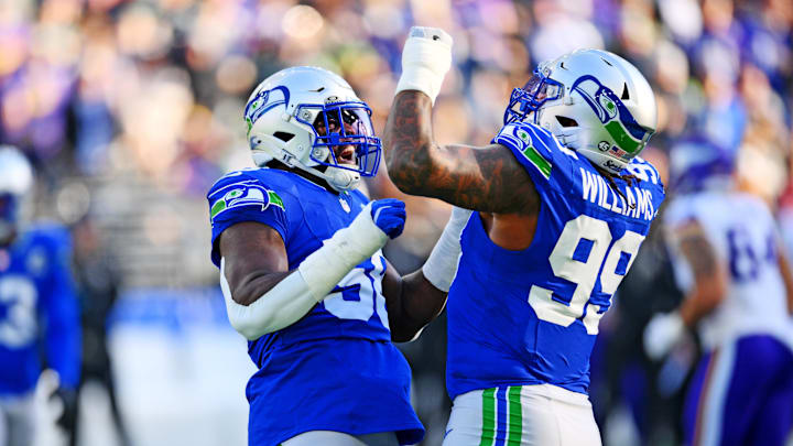 Leonard Williams and Derick Hall celebrate after a play in the Week 13 game against the Minnesota Vikings. Leonard Williams and Derick Hall celebrate after a play in the Week 13 game against the Minnesota Vikings.