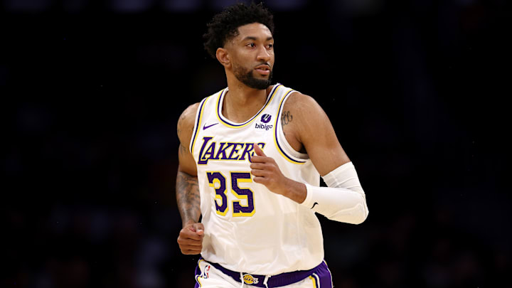 Christian Wood debutó en la NBA en 2015, año desde el cual tuvo varios traumatismos