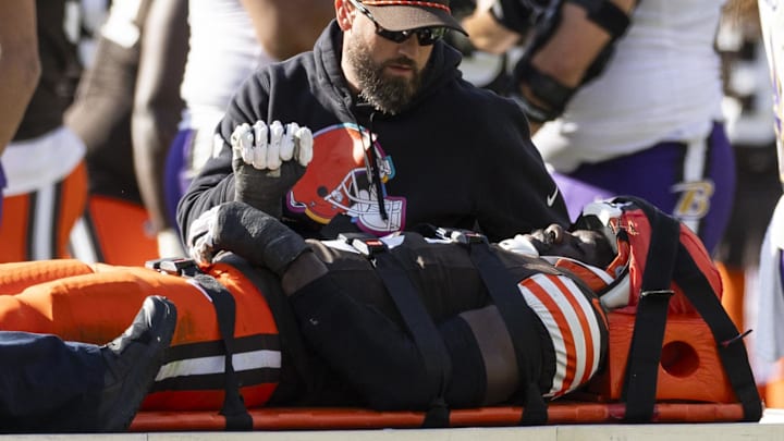 The veteran linebacker suffered a neck injury last October.