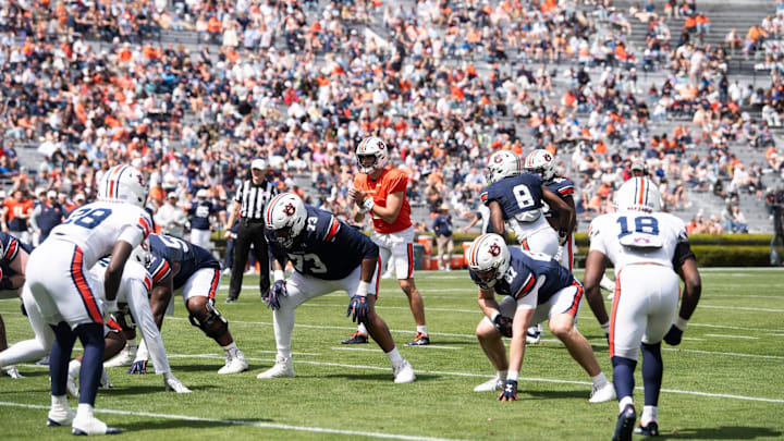 Auburn Tigers quarterback Payton Thorne (1) hikes the ball during the A-Day spring game at Jordan-Hare Stadium in Auburn, Ala., on Saturday, April 6, 2024.