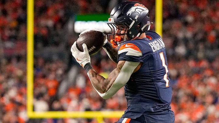 Denver Broncos tight end Evan Engram (1) makes a leaping catch in the second quarter of the NFL Week 4 Monday Night Football game against the Cincinnati Bengals at Empower Field at Mile High in Denver on Monday, Sept. 29, 2025. Denver Broncos tight end Evan Engram (1) makes a leaping catch in the second quarter of the NFL Week 4 Monday Night Football game against the Cincinnati Bengals at Empower Field at Mile High in Denver on Monday, Sept. 29, 2025.