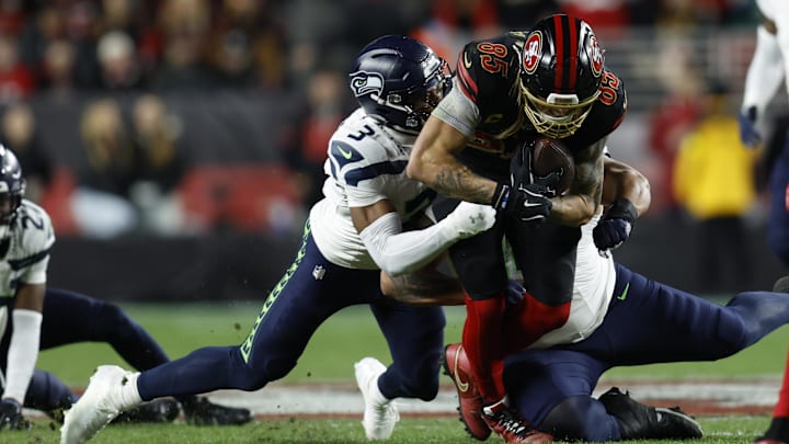 San Francisco 49ers tight end George Kittle (85) makes a catch against the Seattle Seahawks.
