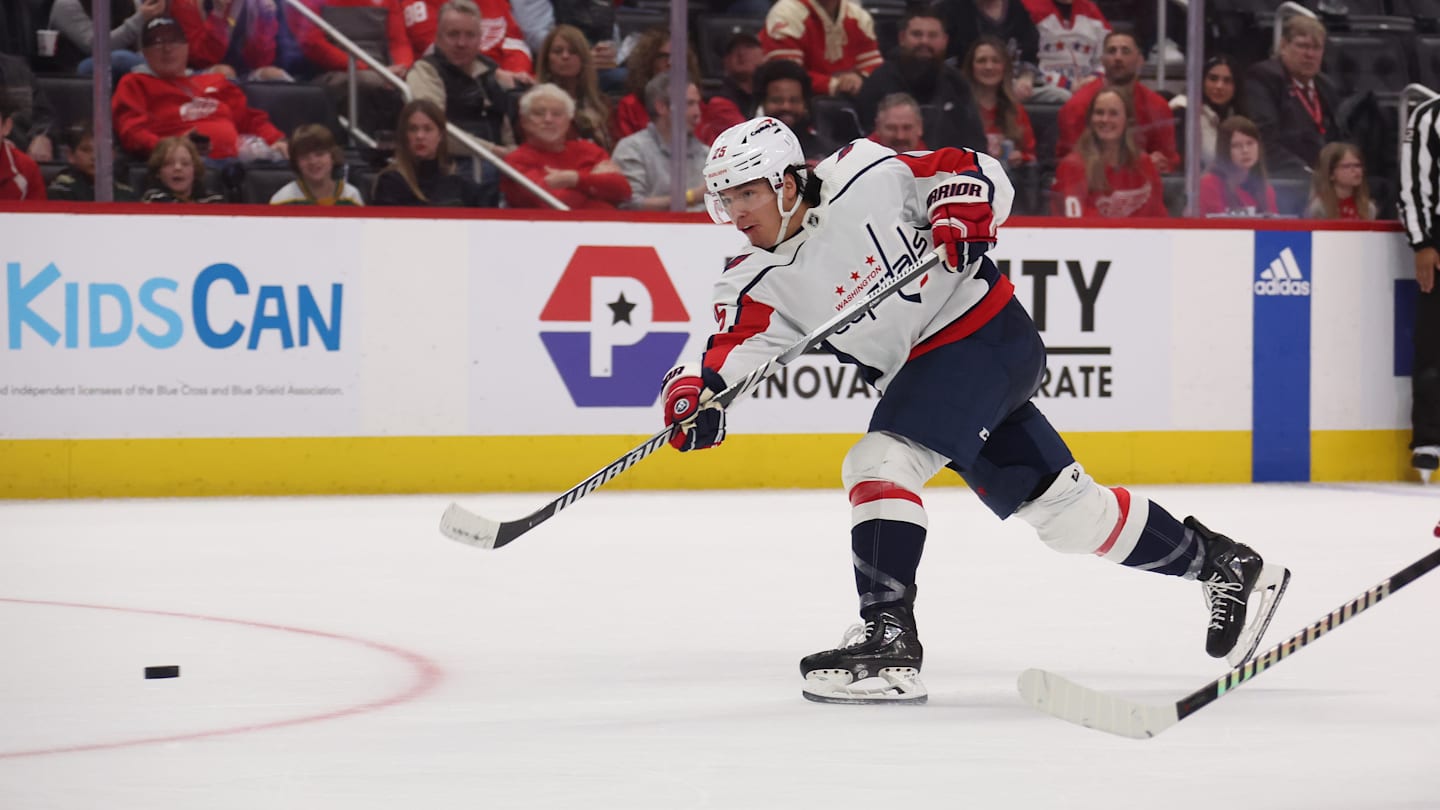 Ethan Bear joined the NY Islanders for another crack at the NHL