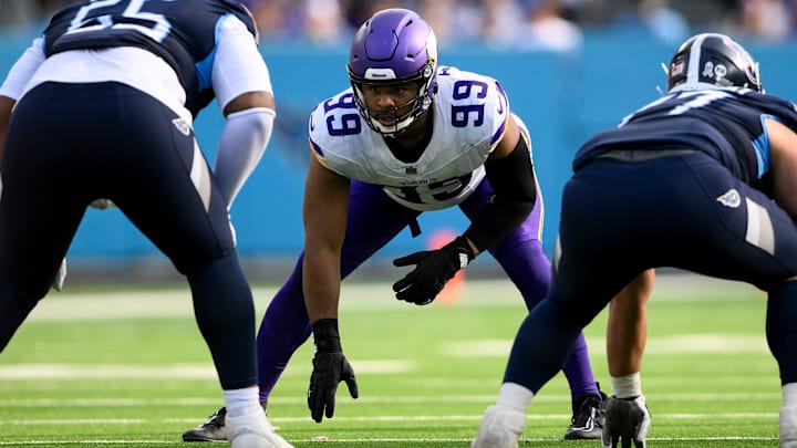 Nov 17, 2024; Nashville, Tennessee, USA; Minnesota Vikings defensive tackle Jerry Tillery (99) looks up at Tennessee Titans offensive tackle JC Latham (55) just before the ball is snapped during the second half during the first half at Nissan Stadium. Mandatory Credit: Steve Roberts-Imagn Images Nov 17, 2024; Nashville, Tennessee, USA; Minnesota Vikings defensive tackle Jerry Tillery (99) looks up at Tennessee Titans offensive tackle JC Latham (55) just before the ball is snapped during the second half during the first half at Nissan Stadium. Mandatory Credit: Steve Roberts-Imagn Images