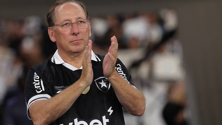 John Textor pretende recomprar ações do Botafogo junto à Eagle John Textor pretende recomprar ações do Botafogo junto à Eagle