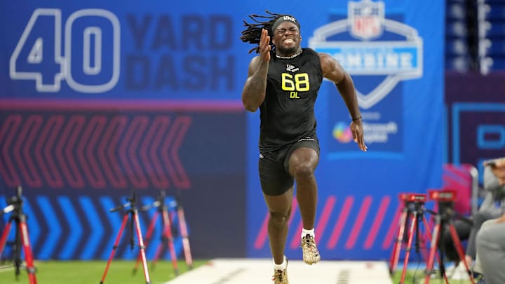 Texas A&M defensive lineman Shemar Stewart