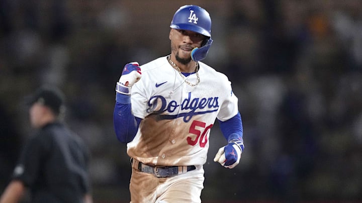 Los Angeles Dodgers second baseman Mookie Betts (50)