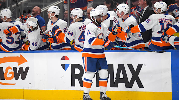 New York Islanders v Edmonton Oilers
